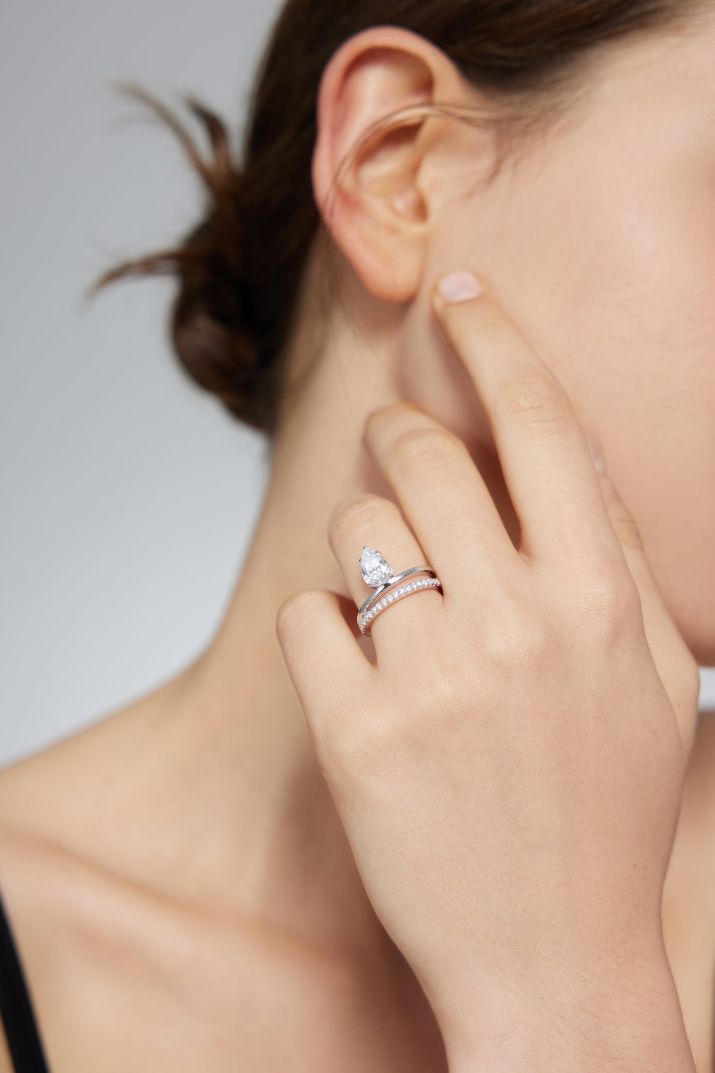 Pear Diamond with Double Band