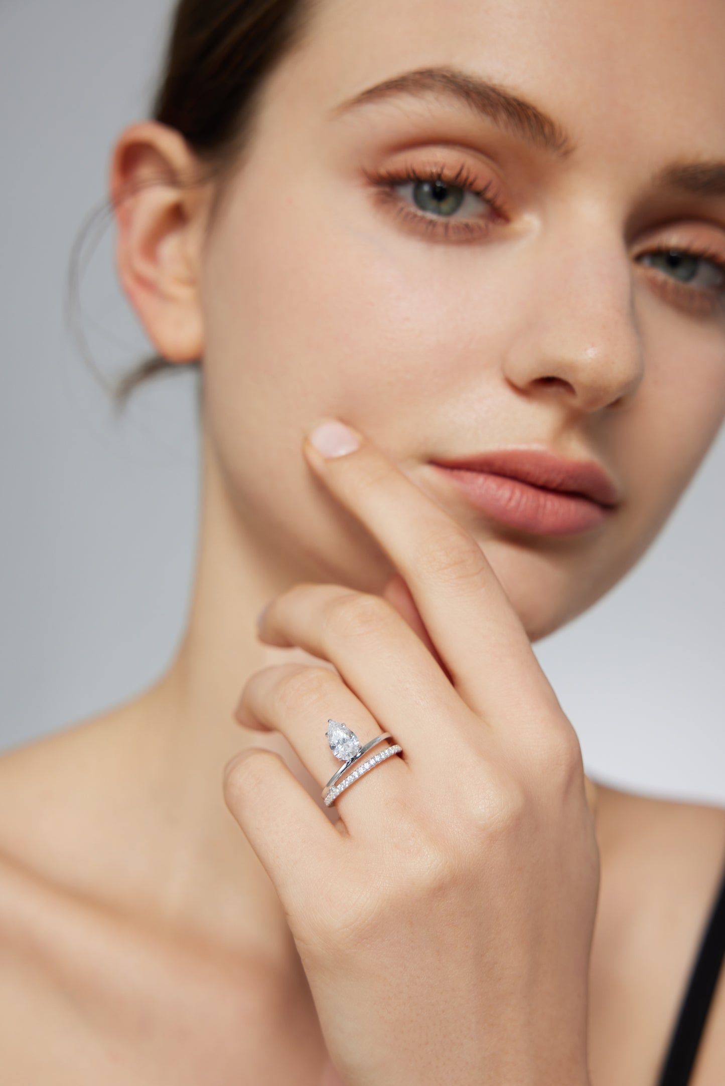 Pear Diamond with Double Band